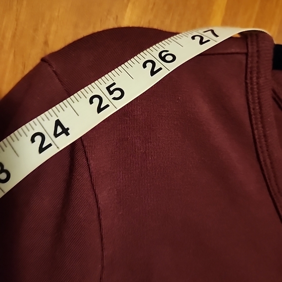 Harley Davidson Woman's Sz S Long Sleeve cotton maroon top, front beaded logo - Picture 8 of 10